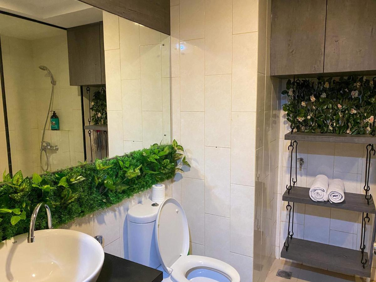 Lavenderbnb Room 8 At Mataram City Yogyakarta Bagian luar foto